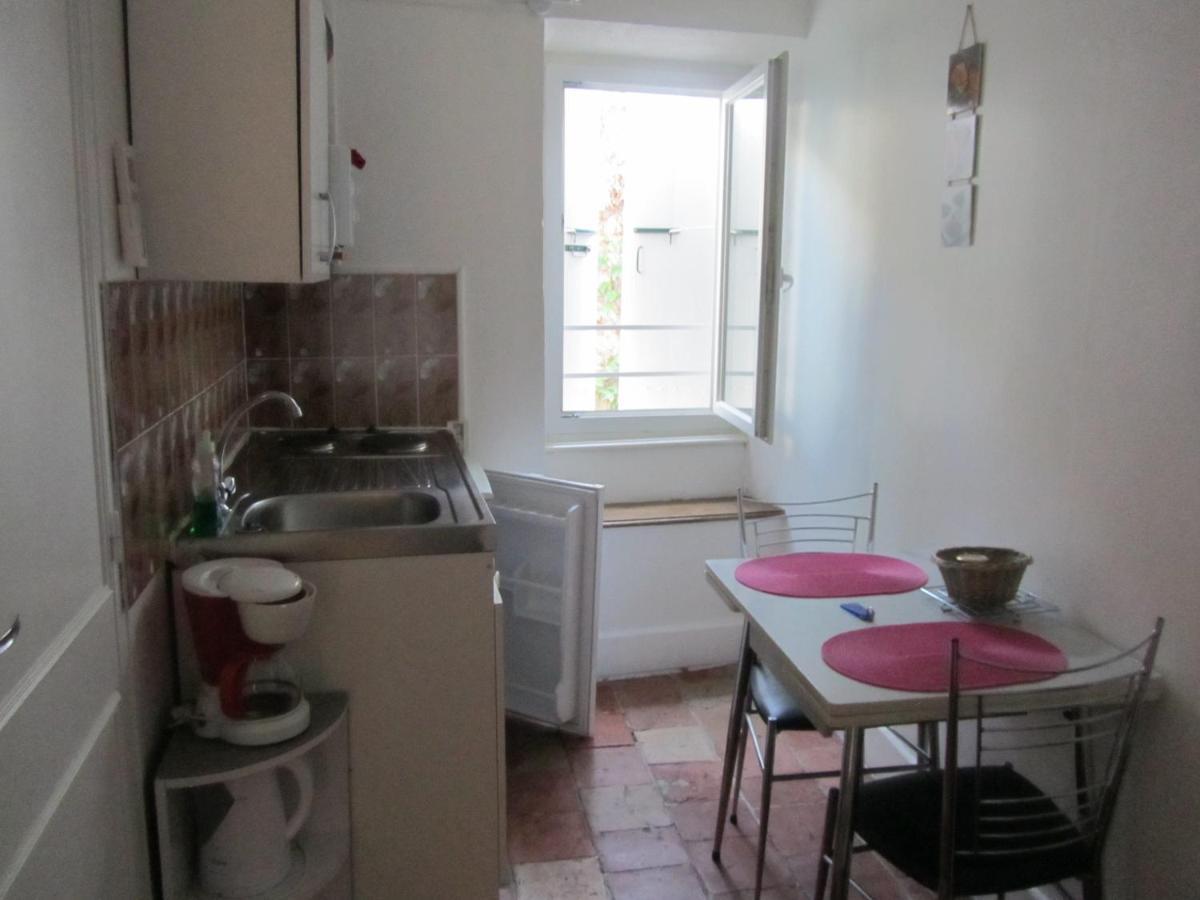 Chez Tania